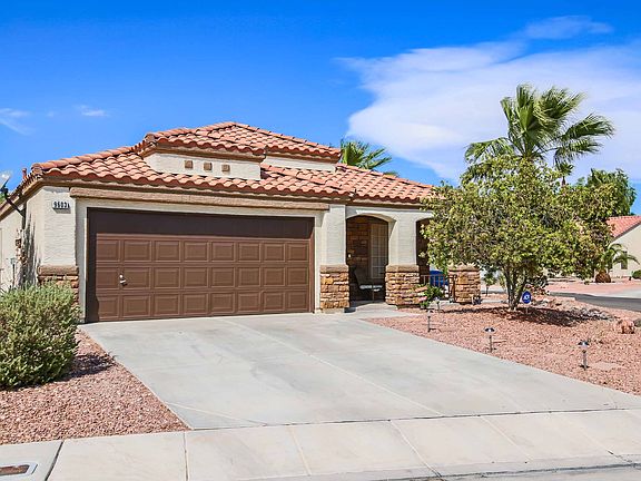 4th image of 9603 Sky Hollow Dr