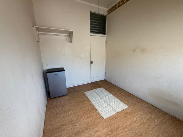 1302 Kinau St #3, Honolulu, HI 96814