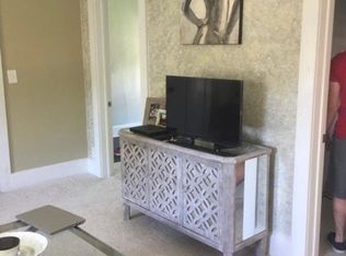 612 44th St, Kenosha, WI 53140