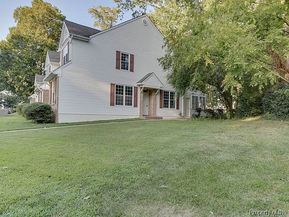 4th image of 124 Creekshire Cres