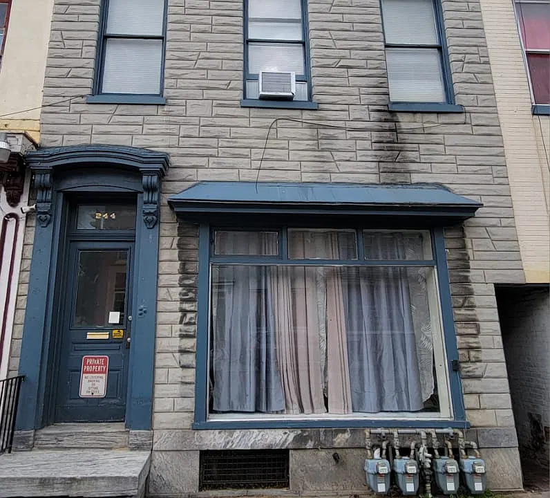 244 S 5th St #3