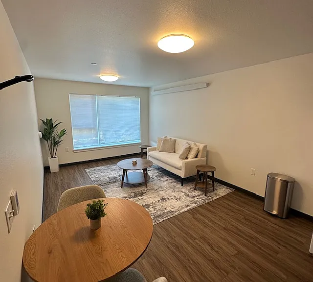 Nichols Court Apartments — Photo 50