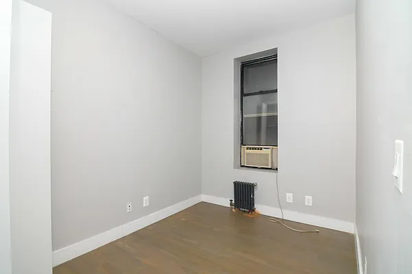 Rented by Compass | media 9