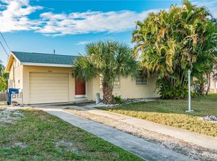 5011 Commonwealth Rd, Palmetto, FL 34221