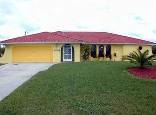 110 Riviera St, Lehigh Acres, FL 33936