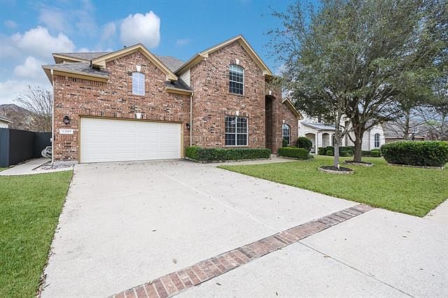 1st image of 3005 Goldenoak Cir