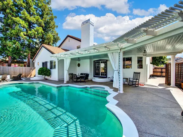 1010 Berryessa Court, Winters, CA 95694