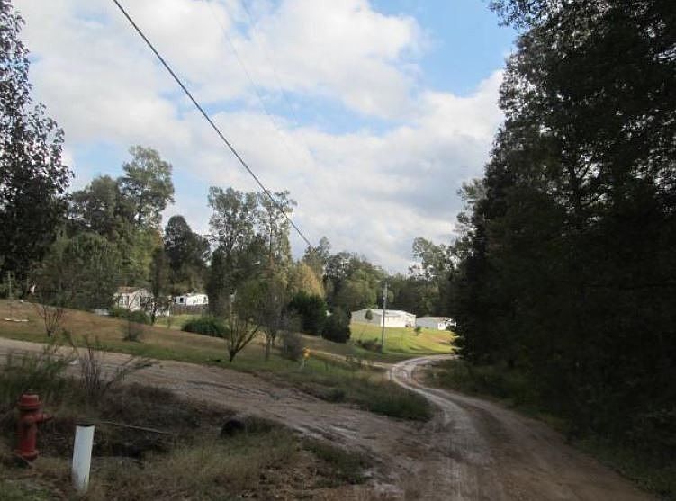 2nd image of 242 Massey Rd