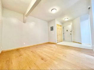 40 Bay 37th St APT 2R, Brooklyn, NY 11214
