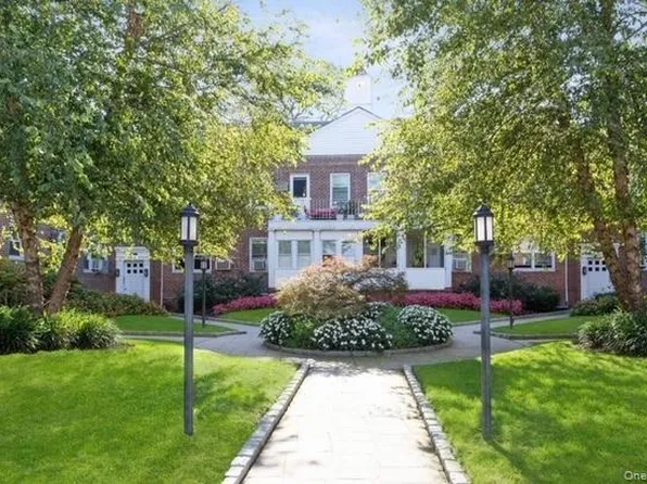 1385 Broadway #A33, Hewlett, NY 11557