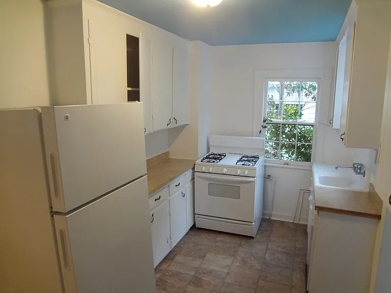 68 Ashe St — Photo 6