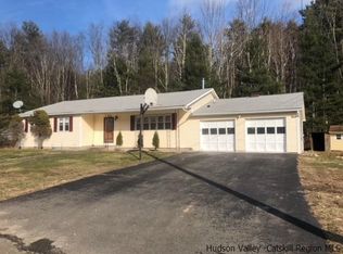 16 Beechford Dr, Olive, NY 12412