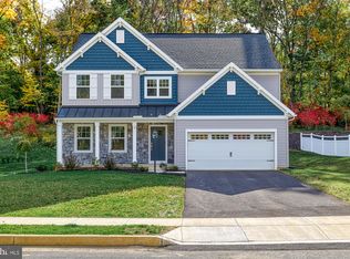 4 Highland Terrace Ct, Boiling Springs, PA 17007