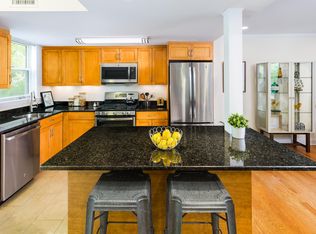 235 Gerry Rd #2-C, Chestnut Hill, MA 02467