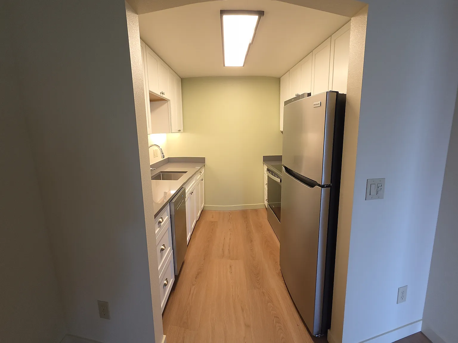 1 bed, 560 sqft, $1,650 — Photo 4