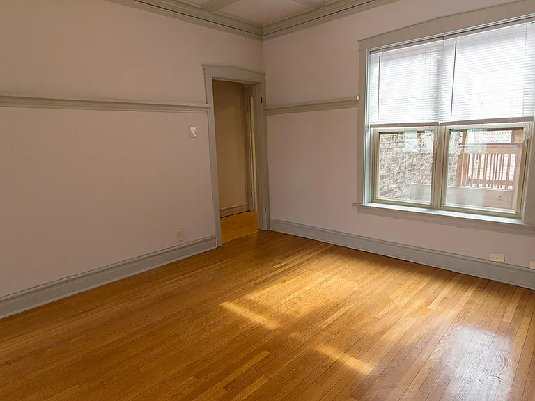 1355 W Winona St #2 — Photo 12