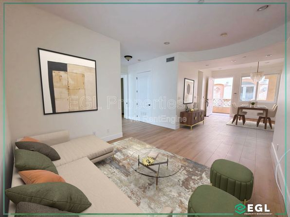 16123 Sunset Blvd #304