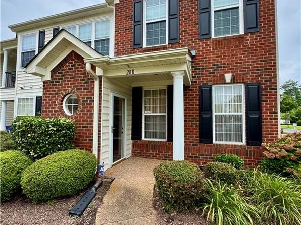 2811 Loveliness Ct, Virginia Beach, VA 23456