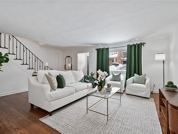 3rd image of 2923 Fernwald Rd