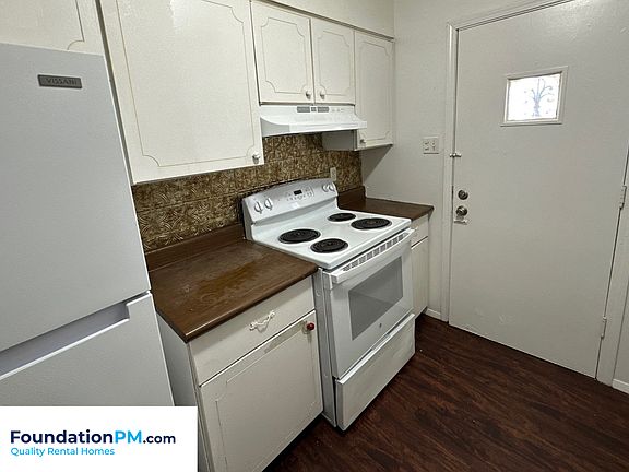 3rd image of 1042 University St #1