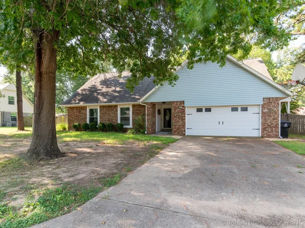 2517 W Kingsport St, Broken Arrow, OK 74011