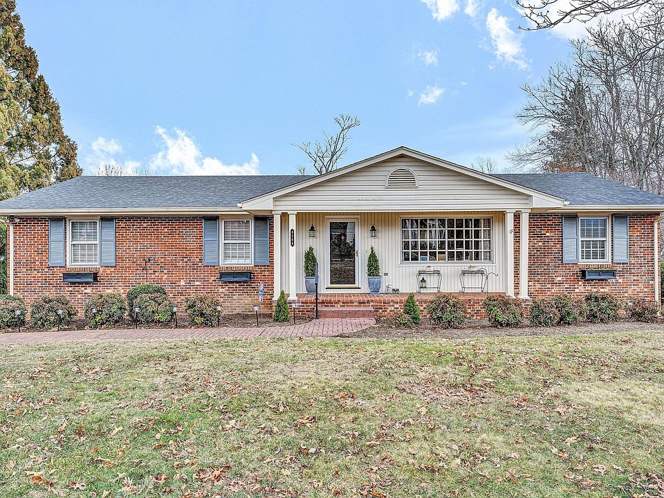 1st image of 4544 Rosecrest Rd