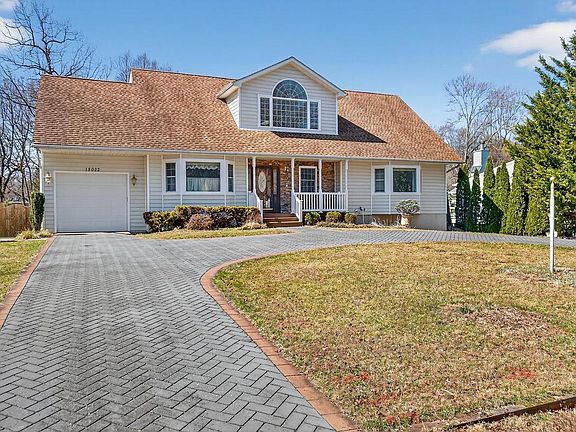 2nd image of 15022 Snowden Dr