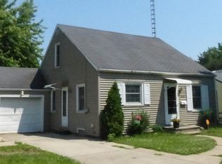 1013 Johnson St, Beloit, WI 53511