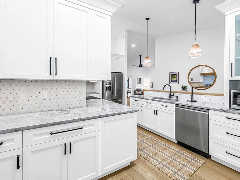 956 San Carlos Ct NE — Photo 10