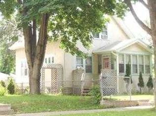 654 Hyacinth Ave E, Saint Paul, MN 55106