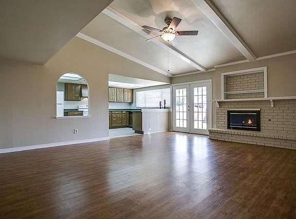 5th image of 2706 Flagstone Dr