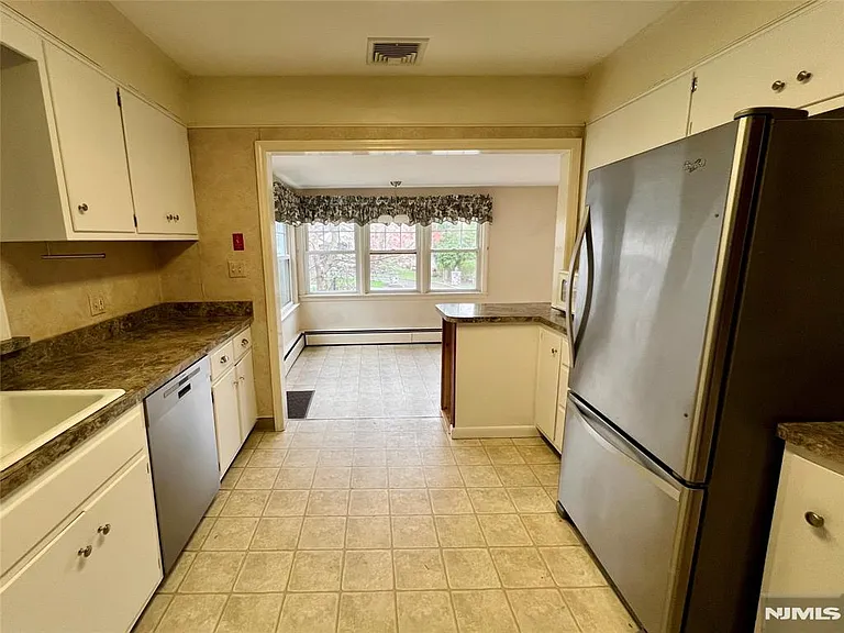 161 McKinley Pl — Photo 10