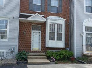 327 Palmerston Ct, Newark, DE 19702