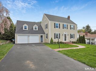 75 Parkway Drive, Trumbull, CT 06611