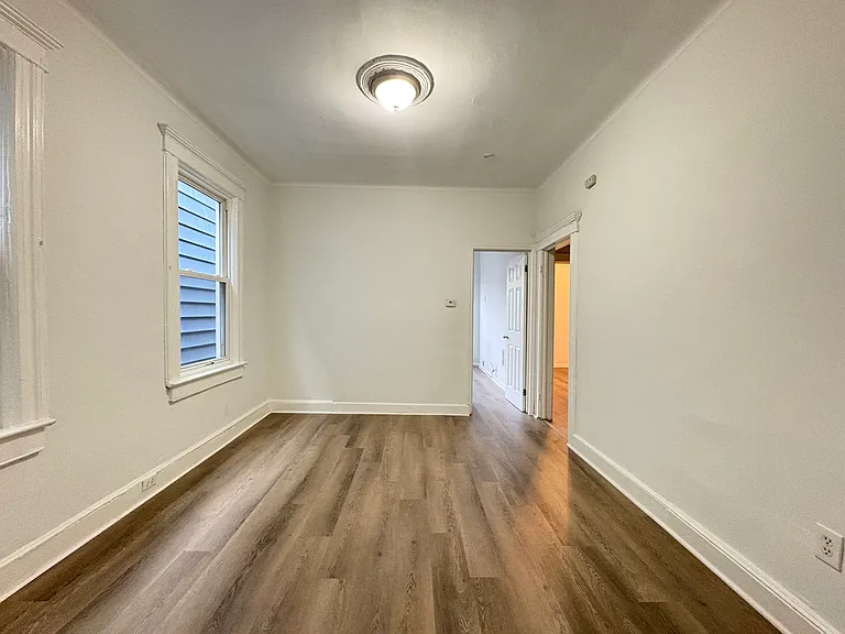 346 Armstrong Ave #2 — Photo 5