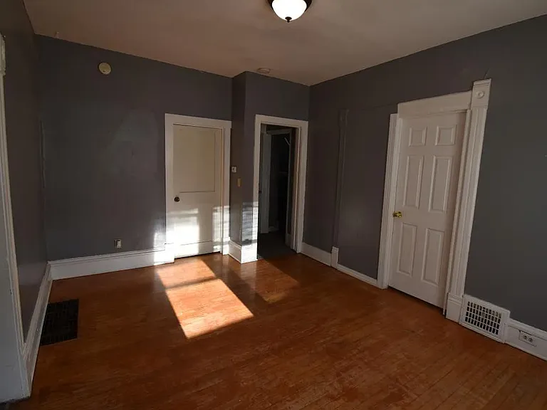 2411 Golden Valley Rd #2 — Photo 7