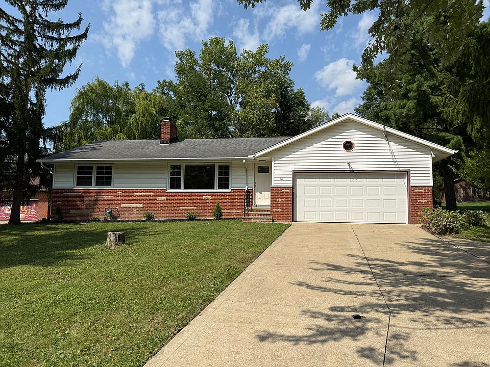 1st image of 475 Meadowlane Rd