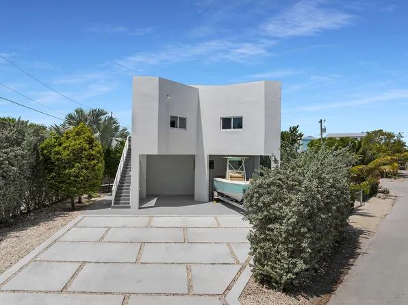 21 Lakeview Dr, Key Largo, FL 33037