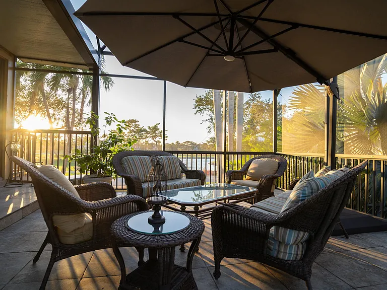 376 Leatherfern Ln — Photo 30