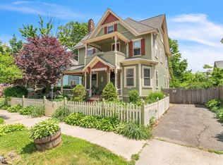 45 Greenleaf St, Springfield, MA 01108