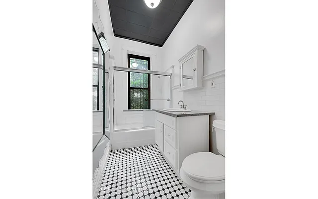 Sold by Douglas Elliman | media 10