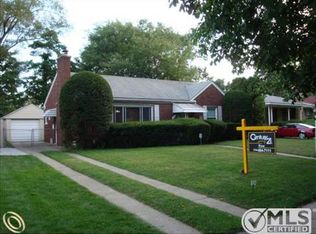 18225 Westhaven Ave, Southfield, MI 48075