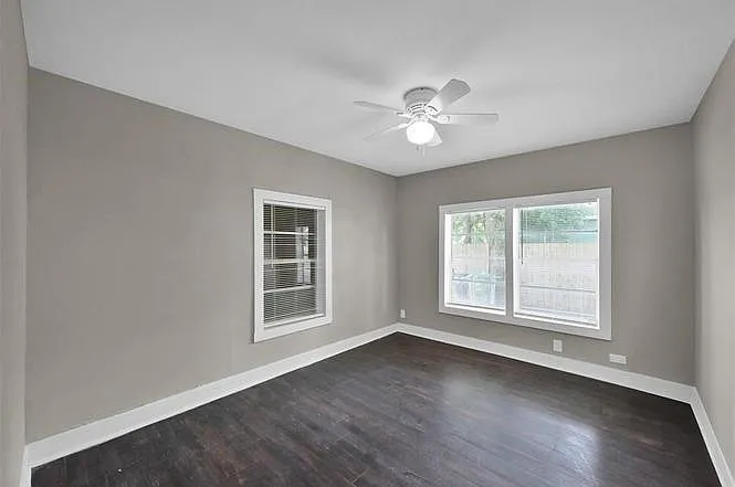 4208 Delhi St — Photo 23