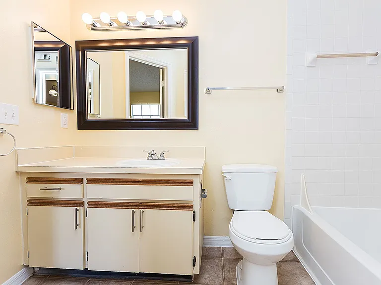 437 Fountainhead Cir #280 — Photo 9