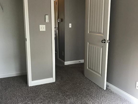 5th image of 6756 N Frostwood Pkwy