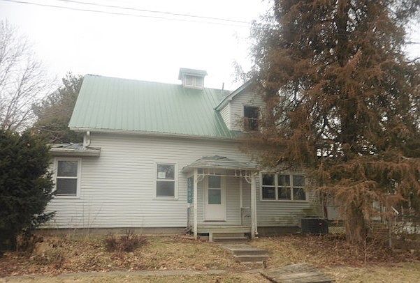 1st image of 100 N 6th St