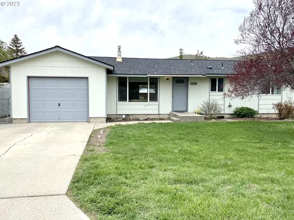 2325 Mitchell Ave, Baker City, OR 97814