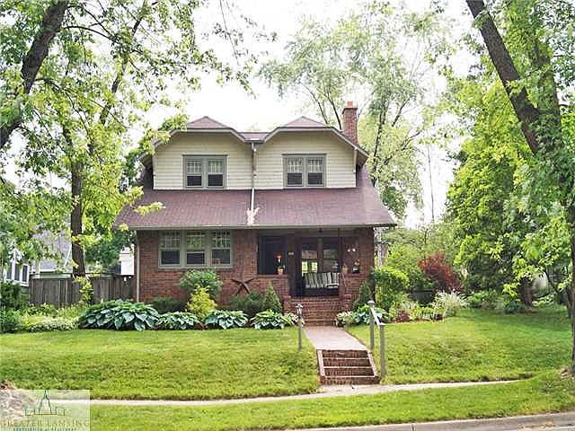 1st image of 418 E Rosewood Ave