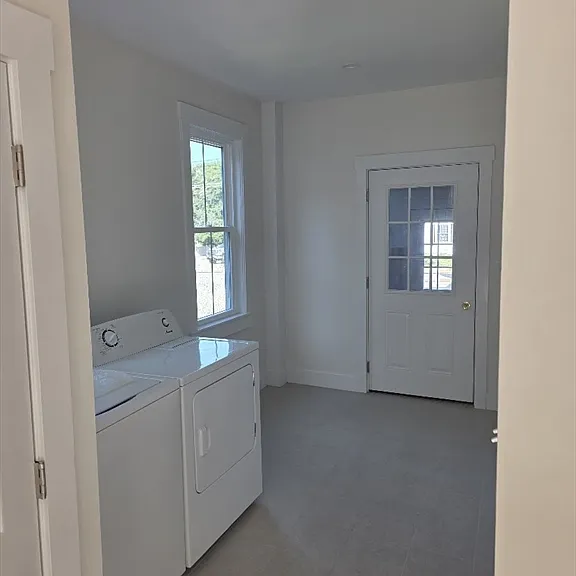 258 Main St #1 — Photo 5