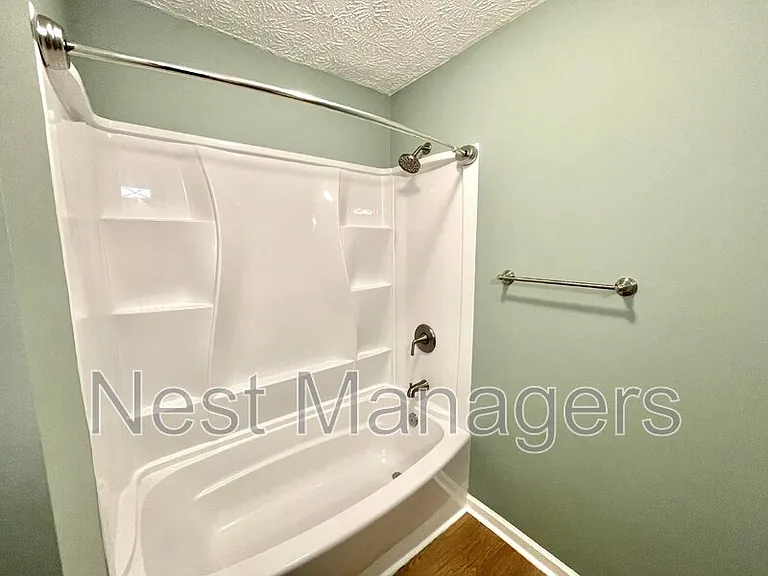 623 Daharan Dr — Photo 10